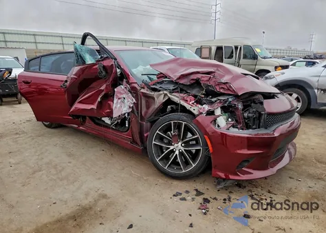 2018 Dodge Charger R/T 392 z USA, uszkodzony, nr VIN 2C3CDXGJ0JH179991